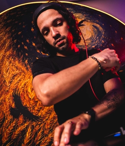 Dream Now — DJ em ação